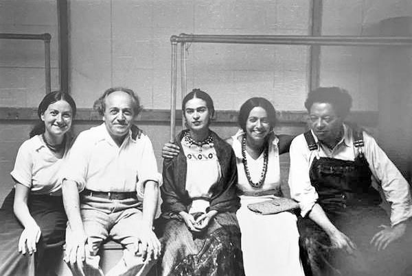 ill. Lucienne Bloch, Ernest Bloch, Frida Kahlo, Suzanne Bloch, Diego Rivera, New York, 1934